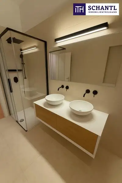 Zeitlose Eleganz trifft modernen Wohnkomfort – stilvoll sanierte 3,5-Zimmer-Altbauwohnung mit Designküche, zwei Außenflächen & Toplage nahe dem Türkenschanzpark