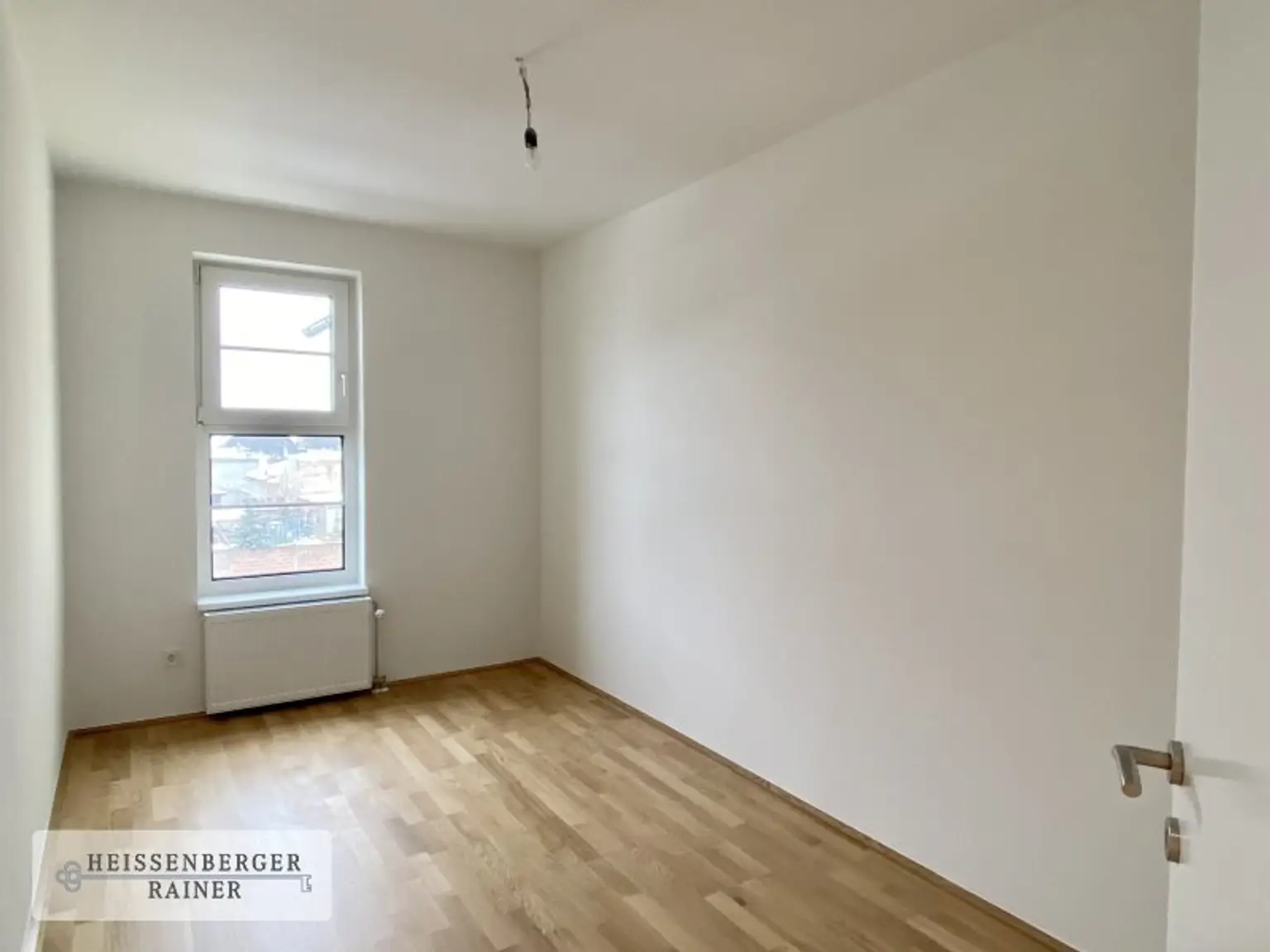 WOHNEN BEIM SCHLOSSPARK | POTTENDORF - neu sanierte Balkonwohnung, tolle Aufteilung