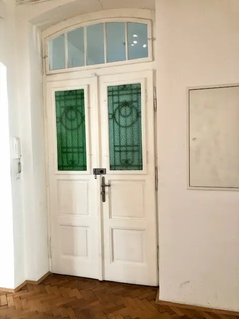 Eingangstüre in Wohnung