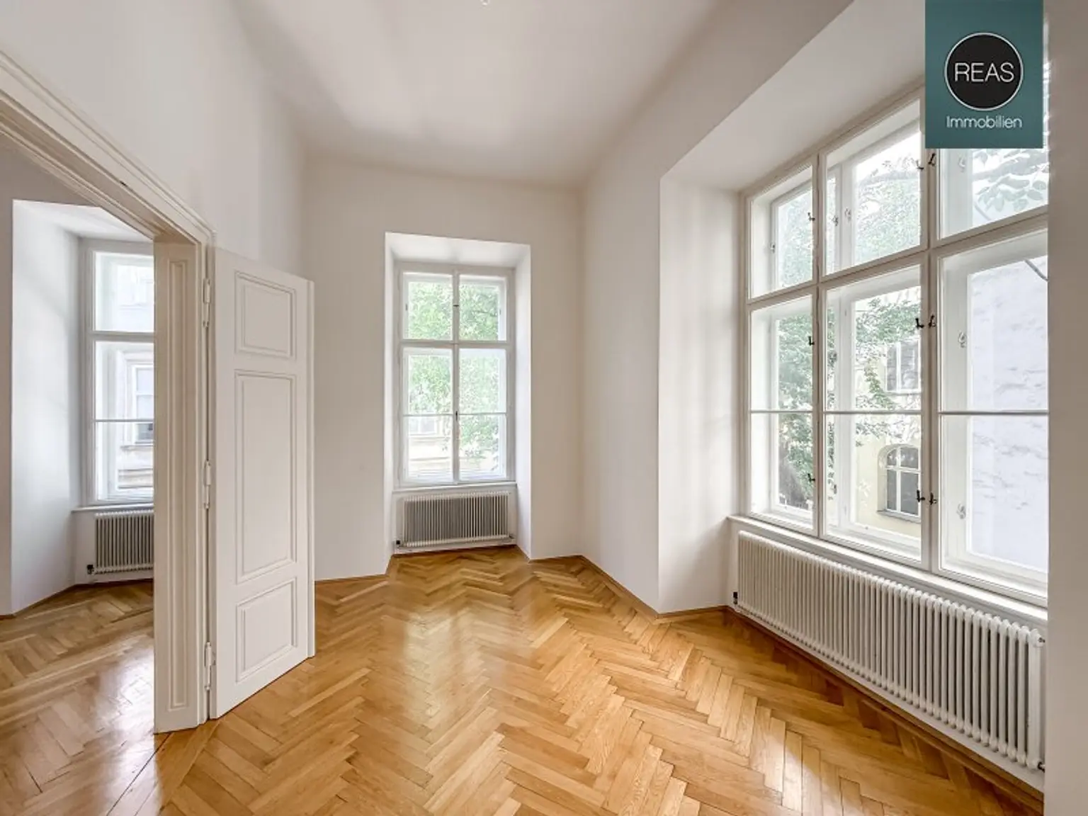 Wunderschönes Büro in perfekter Lage nahe Stadtpark! Stellplatz verfügbar!