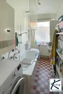 Bad Wohnung EG links