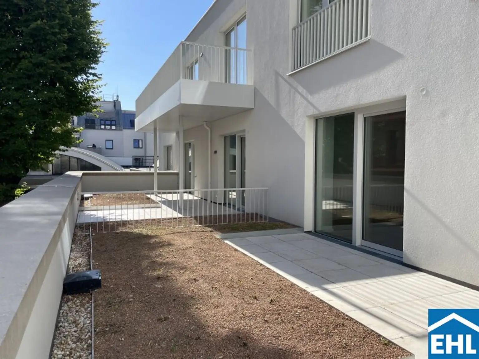 Exklusives Wohnen im Apostelhof! Altbau trifft auf modernen Neubau