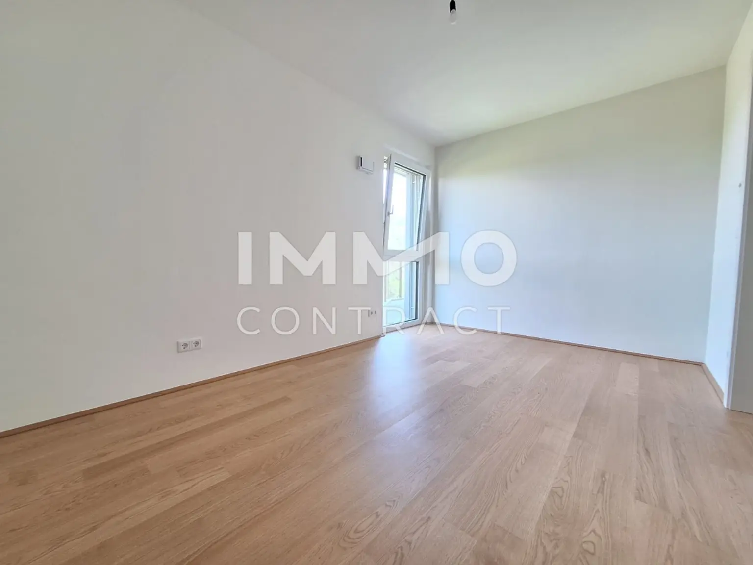 5 Zimmer Familienwohnung mit großem Balkon