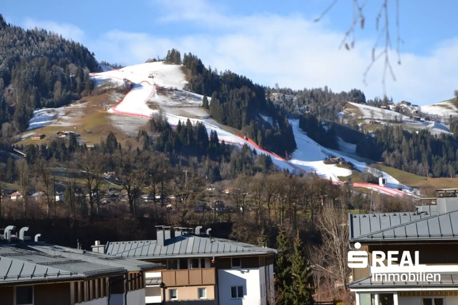 Blick auf den Hahnenkamm