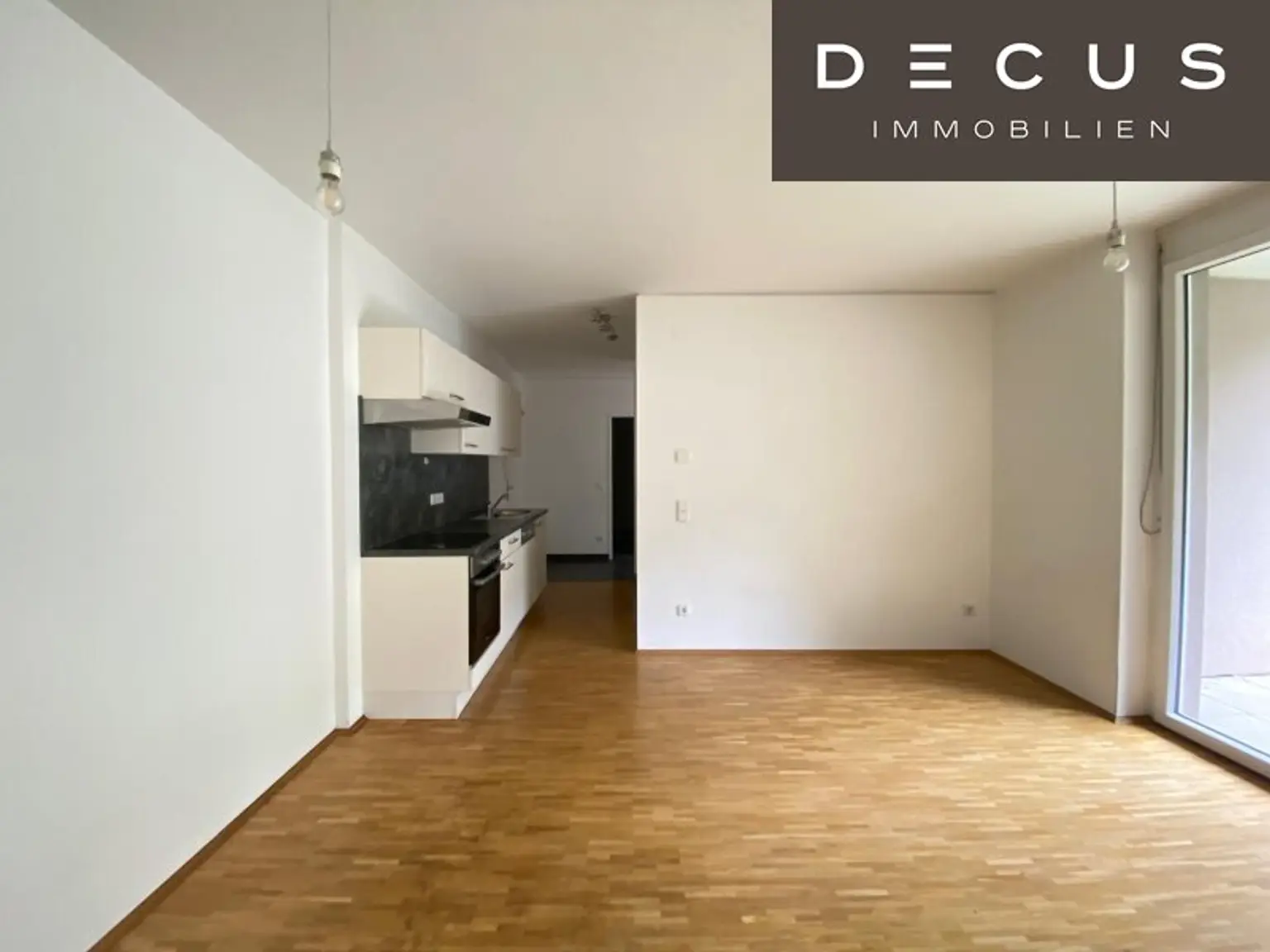 | ERDGESCHOSSWOHNUNG MIT TERRASSE | NÄHE HAUPTBAHNHOF
