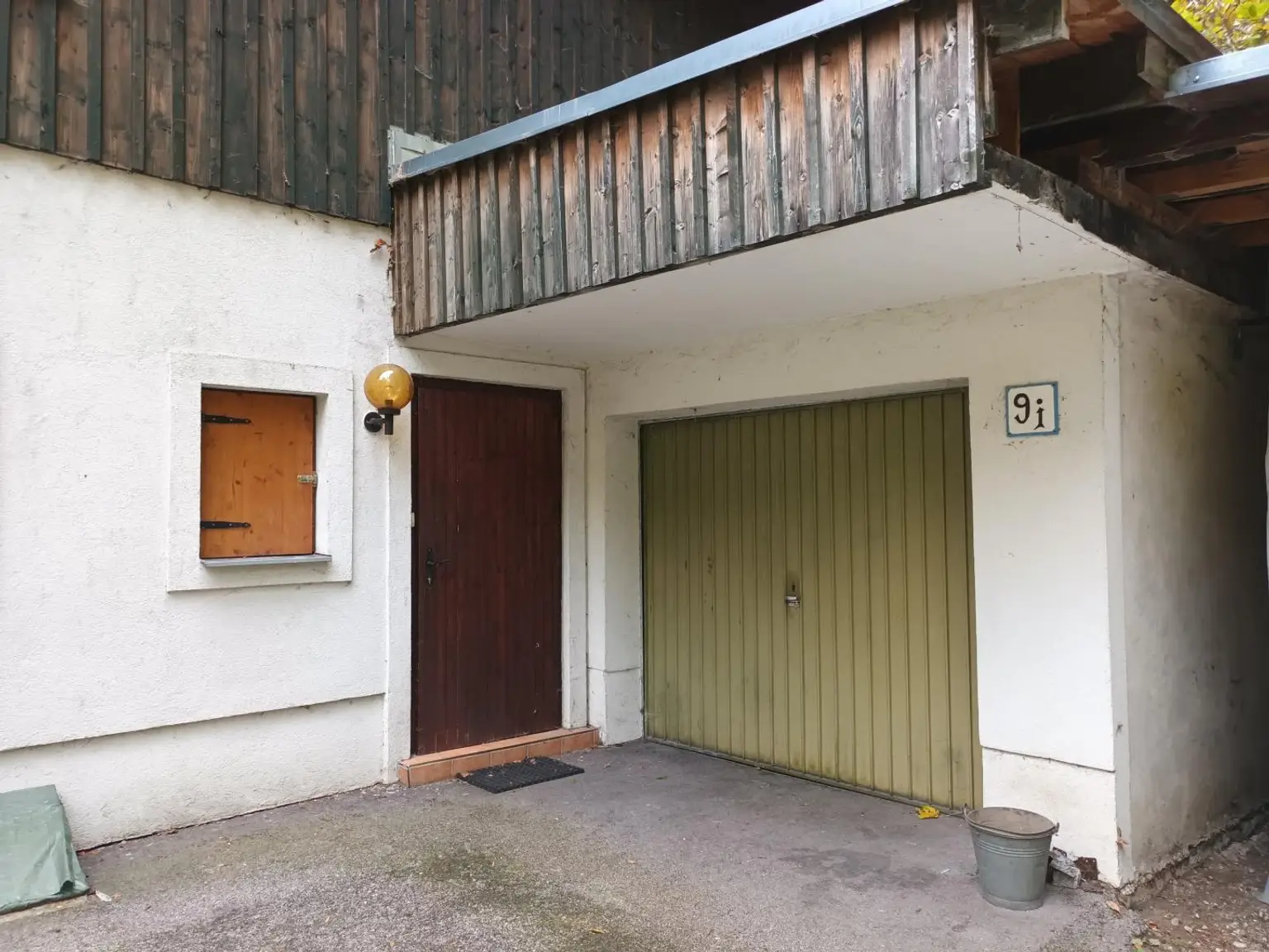 Solides Wohnhaus mit Potenzial in ruhiger Waldrandlage