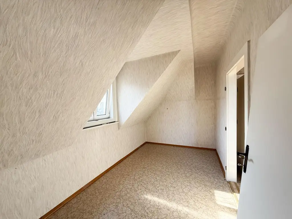 Wunderschönes Grundstück / Ausbaumöglichkeiten des Hauses / Lainzer Tiergarten