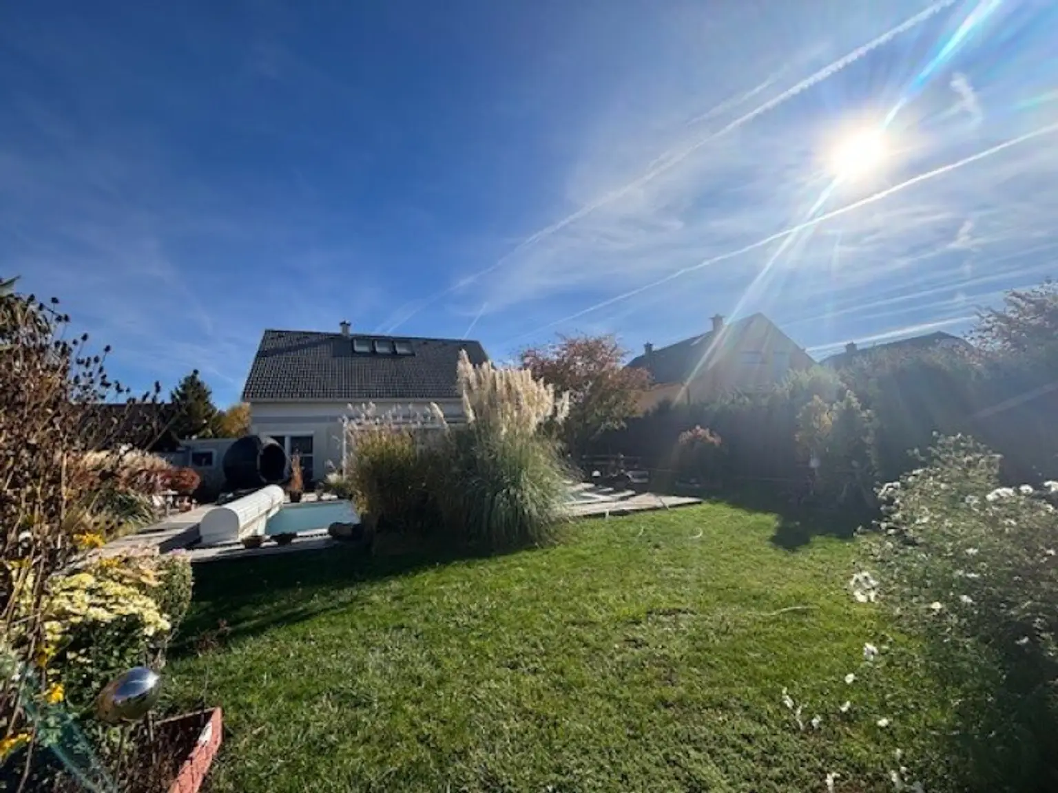 Gattendorf - lichtdurchflutetes EFH in Ruhelage mit Pool und großem Garten