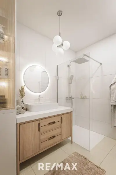 ERSTBEZUG I MAISONETTE-DACHGESCHOSS I TERRASSE I 2x BALKON I PROVISIONSFREI