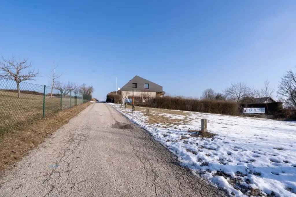 Toplage von Leonding: 7-Zimmer-Einfamilienhaus mit Pool & traumhaftem Ausblick zu kaufen