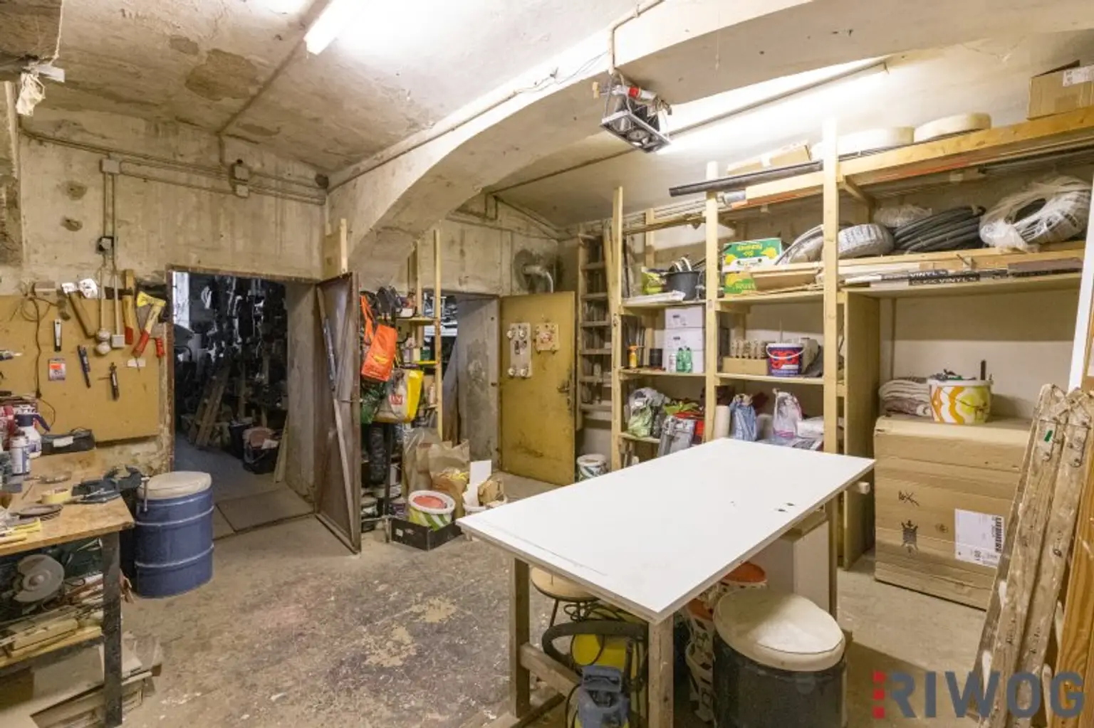 WERKSTATT/LAGER NÄHE 1. BEZIRK, DONAUKANAL UND AUGARTEN | Hof-/Gartennutzung | Wasser, Strom & WC | Rembrandtstraße