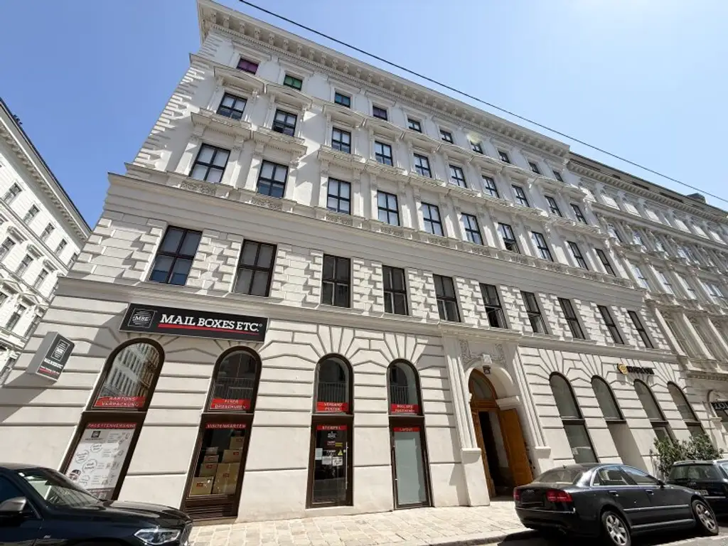 TOP MODERNE 2-Zimmer DG-Wohnung in bester City Lage zu vermieten!