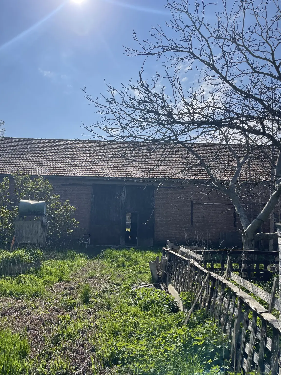 Grundstück mit Altbestand