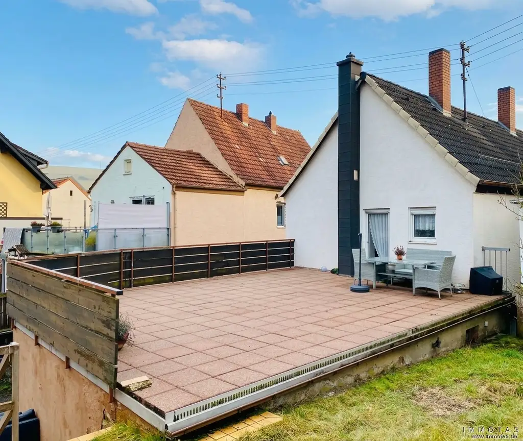 Großes Grundstück, viele Möglichkeiten – Einfamilienhaus mit 143 m² Wohnfläche