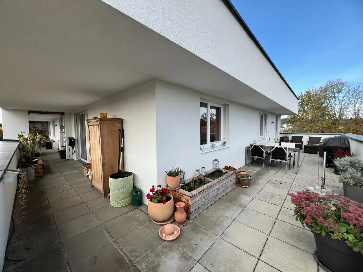 OPEN HOUSE! Moderner Penthousetraum mit Einliegerwohnung, XXL-Panoramaterrasse mit Traunsteinblick, Sauna & 3 TG-Plätze in 1A Lage Tegetthoffstraße