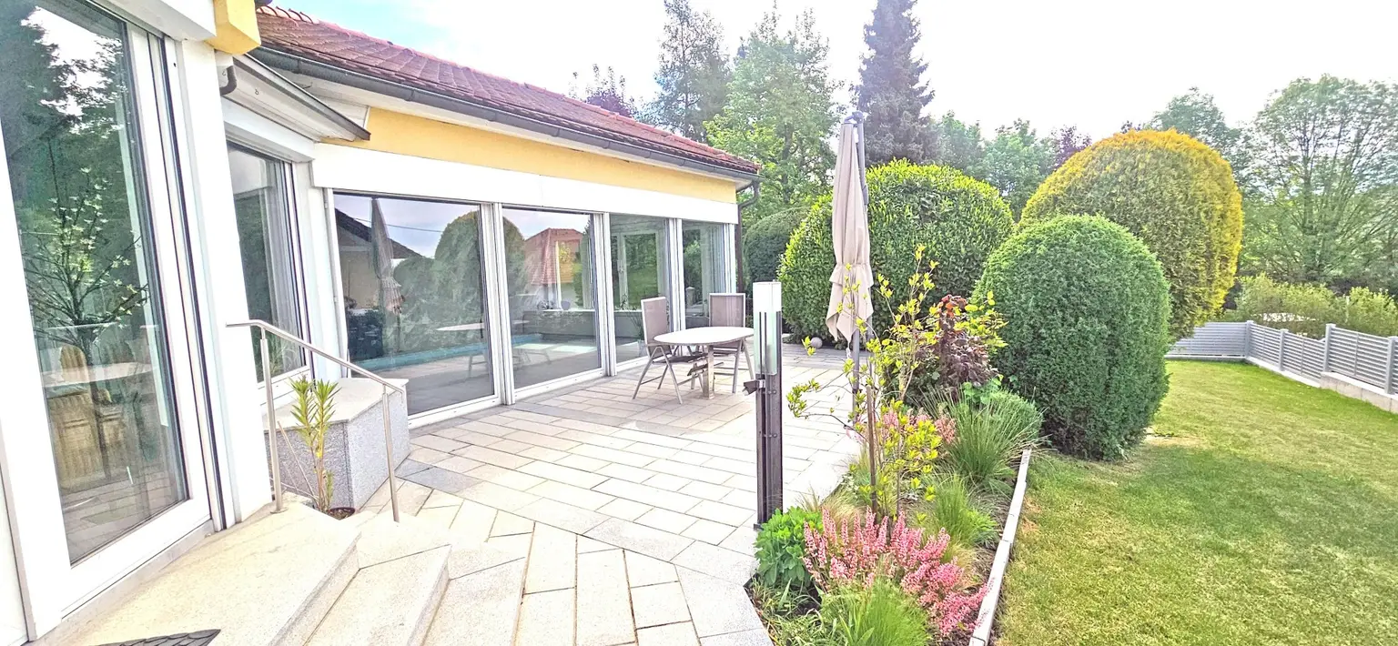 Terrasse EG