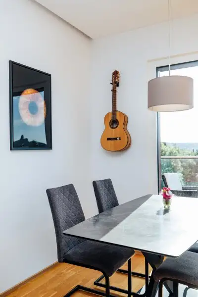 SMART-LIVING I STYLISCHES PENTHOUSE I KLIMA I SONNENTERRASSE I OFFENE DESIGN-KÜCHE I ELEGANTES BAD MIT REGENDUSCHE I