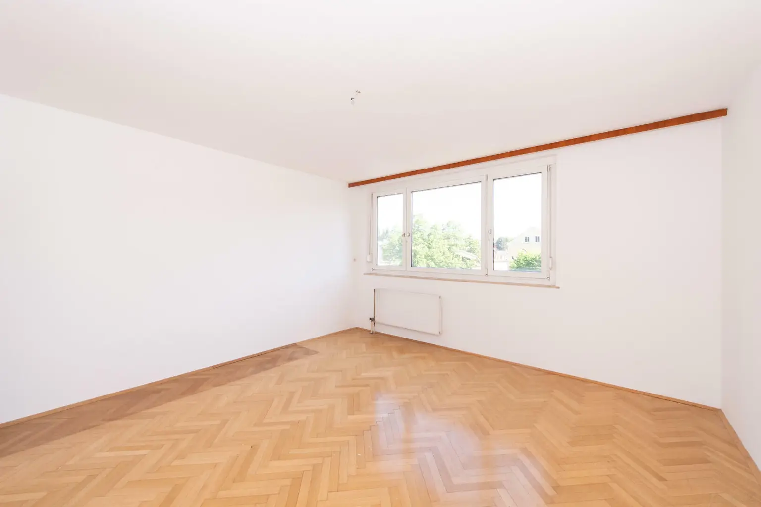 Geräumige 4-Zimmer Wohnung mit Loggia in zentrumsnähe – Moserhofgasse 49, 8010 Graz
