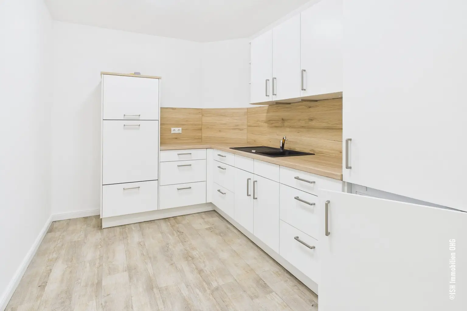 Küche Bürofläche im OG