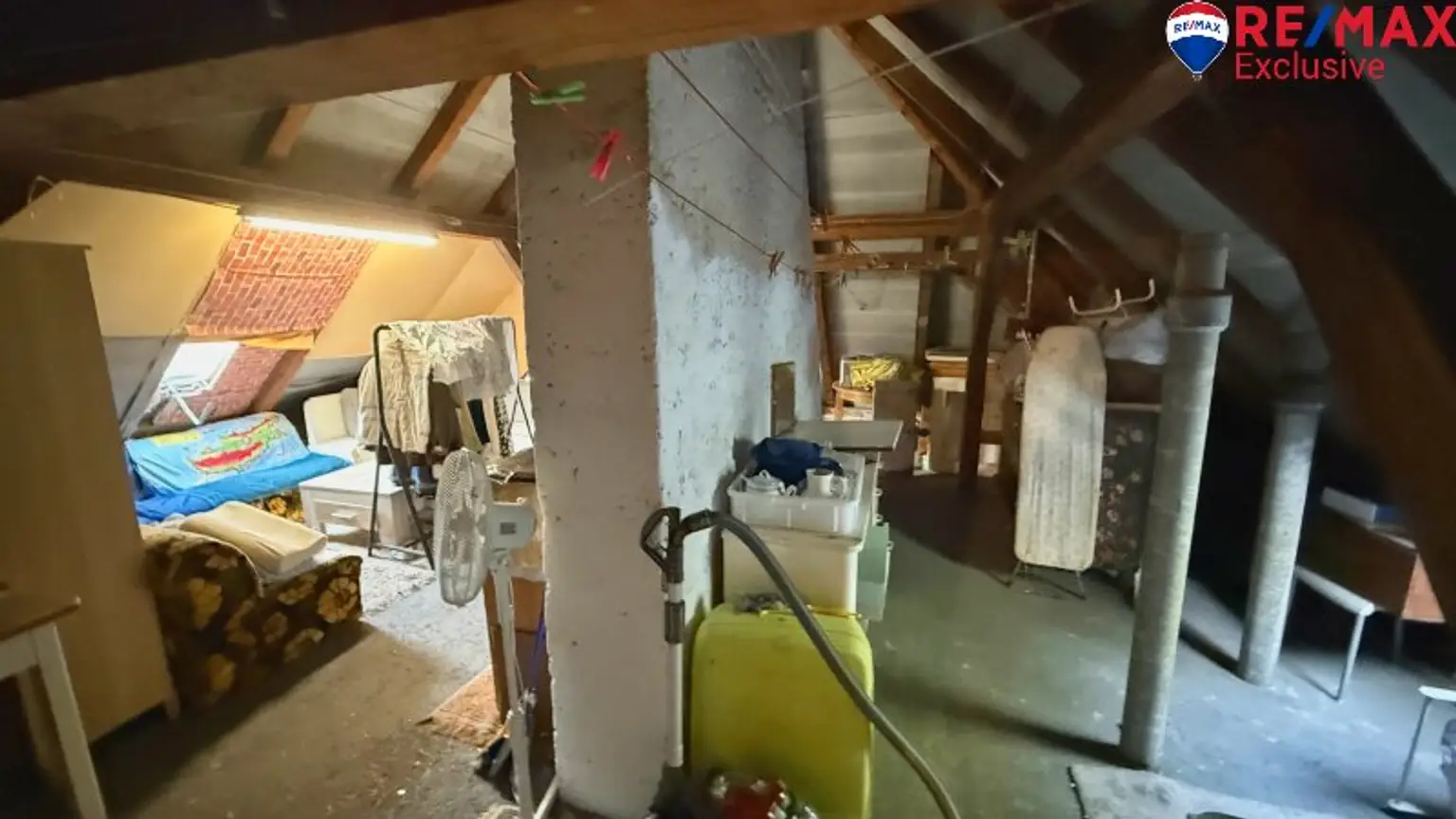 Renovierungsbedürftiges Ein- bzw. Mehrfamilienhaus in Wiener Neustadt – Ihr neues Projekt!