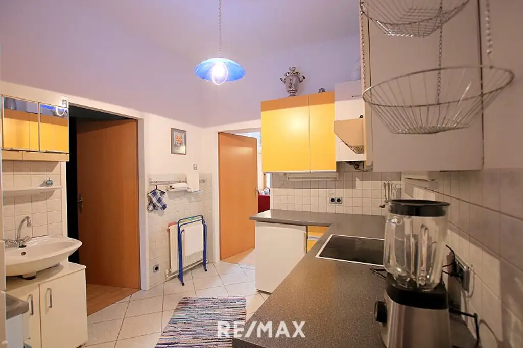 Nette Altbau 3-Zimmer Wohnung mit Balkon und Eigengarten in zentraler Lage in Penzing, sehr gute Infrastruktur!