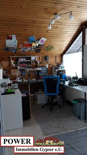 Großzügiges Wohnhaus in Zentrumsnähe !!