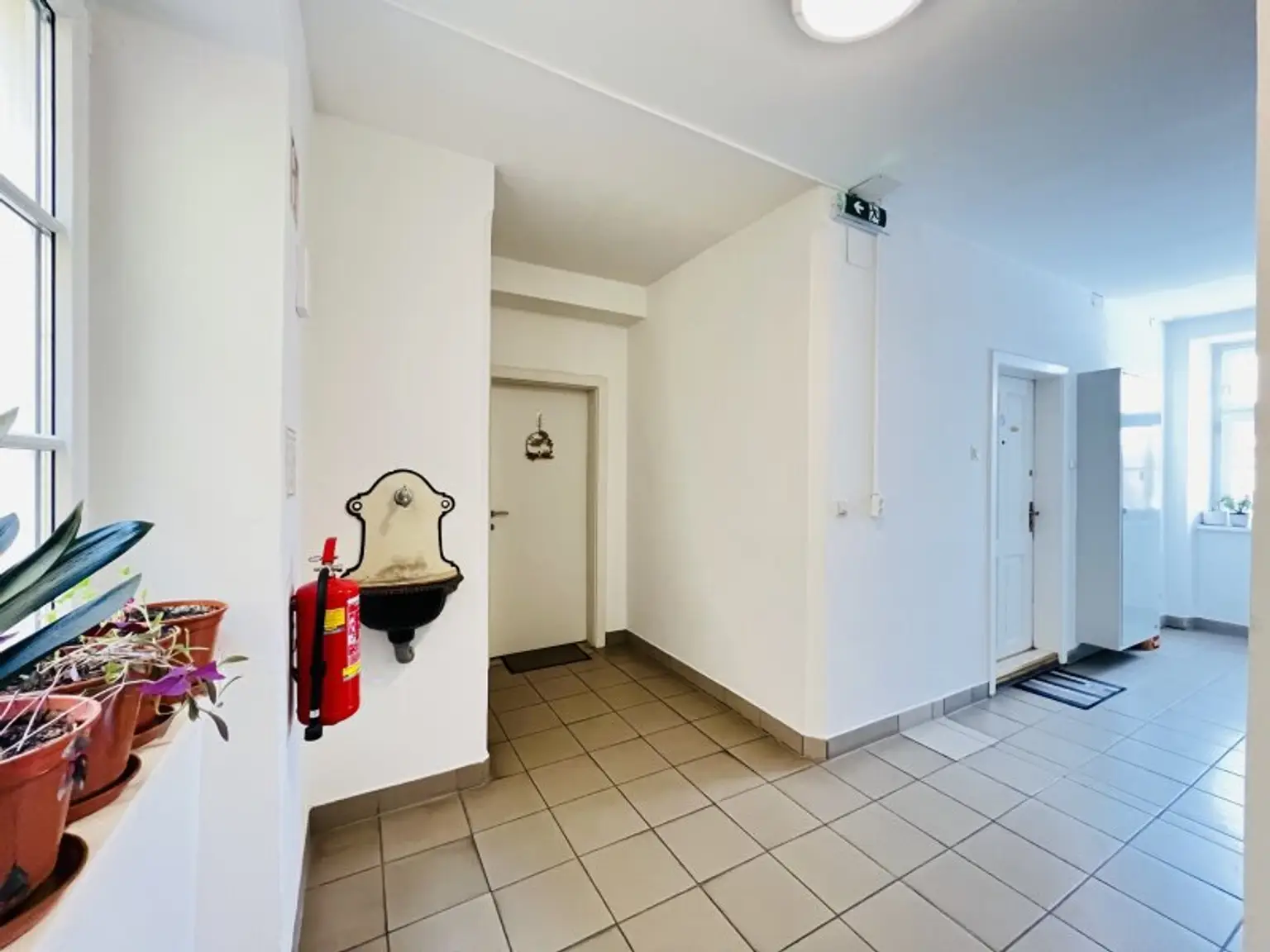 Zentral gelegenes Anlageobjekt in Loosdorf – 8 Wohnungen & 11 Stellplätze