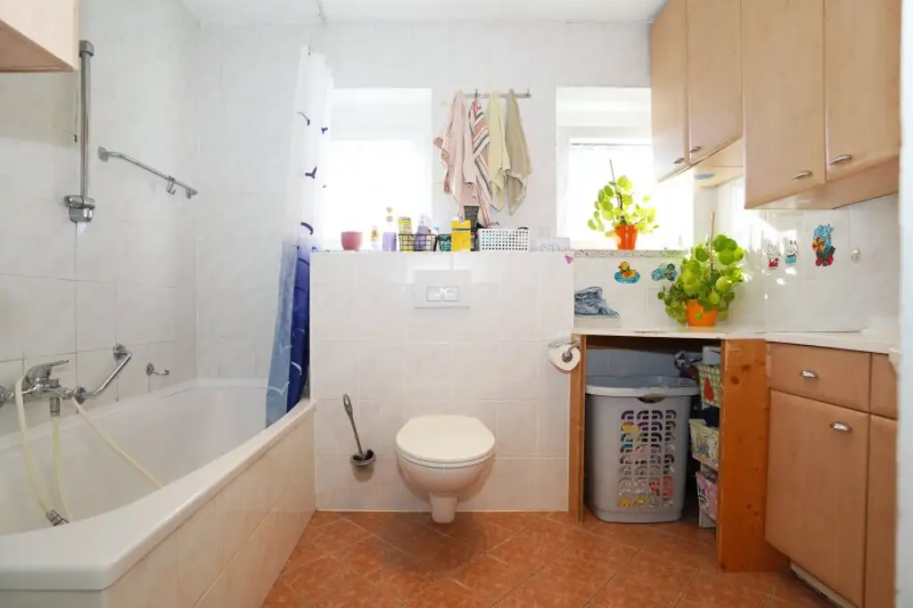 Ihr neues Zuhause in Wernberg – Platz für Familie, Arbeit & Freizeit