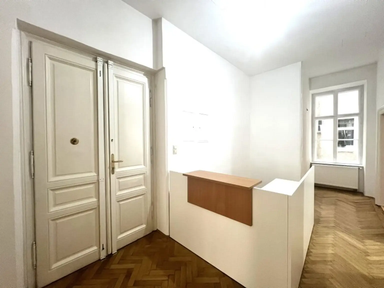 Schöne, repräsentative Büro- oder Kanzleiräumlichkeiten in bester Innenstadtlage - Nähe Stephansplatz (!)