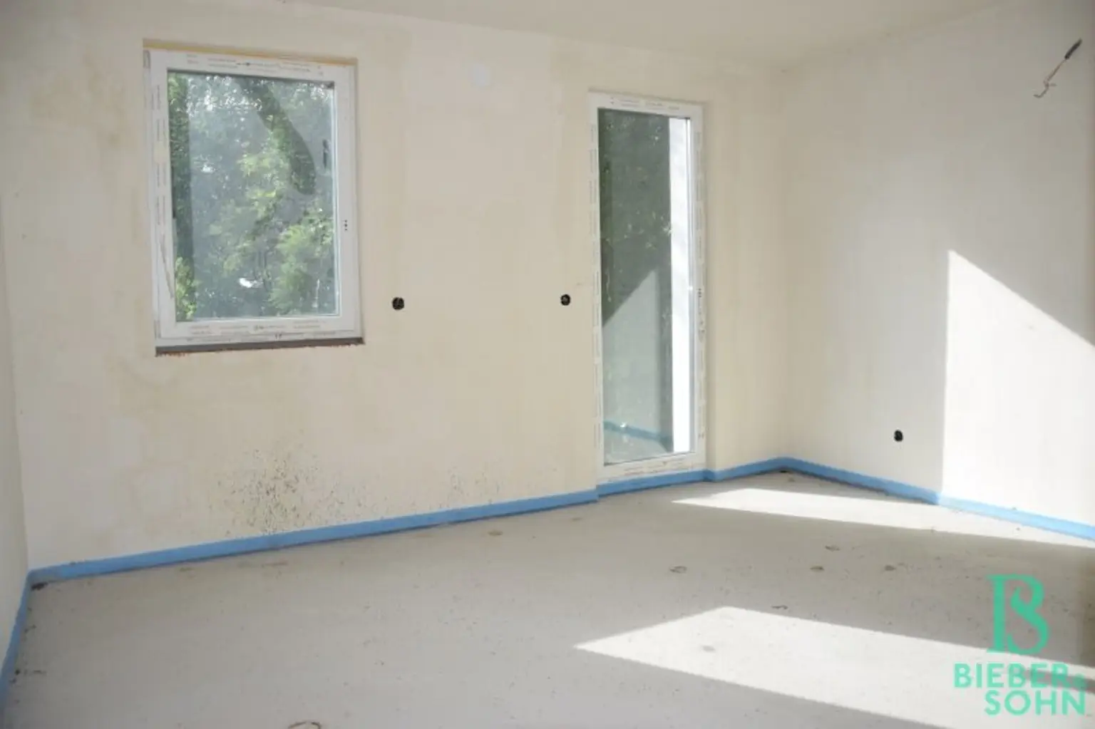Großzügiges, sonniges Einfamilienhaus mit 80m² Dachterrasse