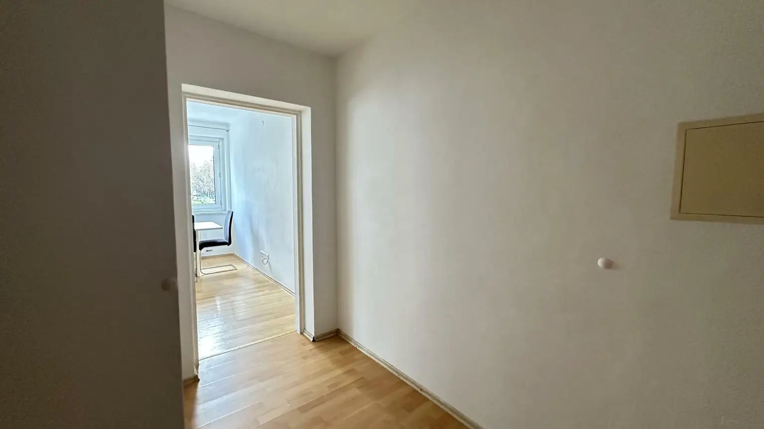 20251001_093439922_iOS