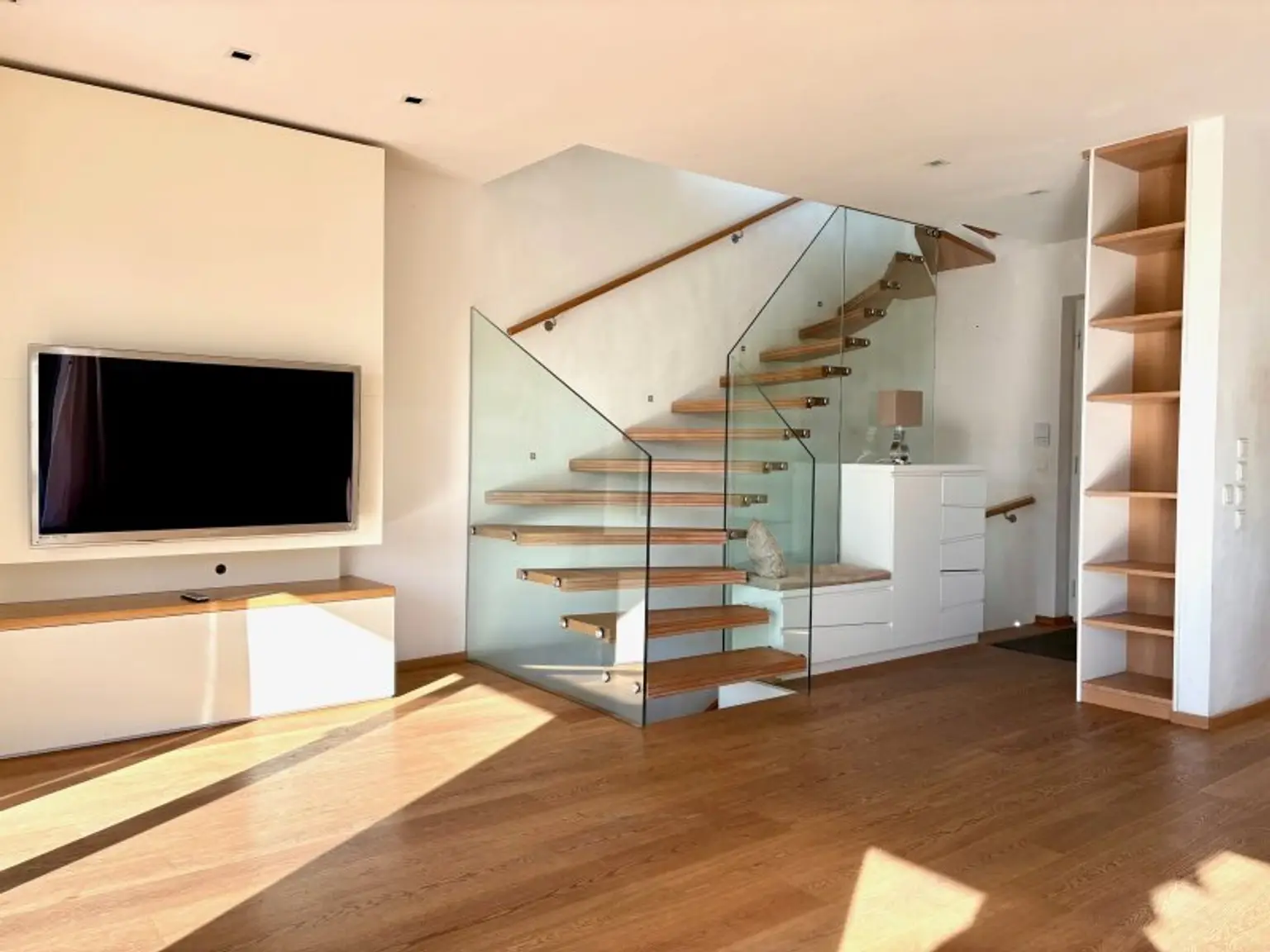 LUXUS-KLEINGARTENHAUS IM ALLEINEIGENTUM MIT WUNDERSCHÖNEM BLICK AM HACKENBERG