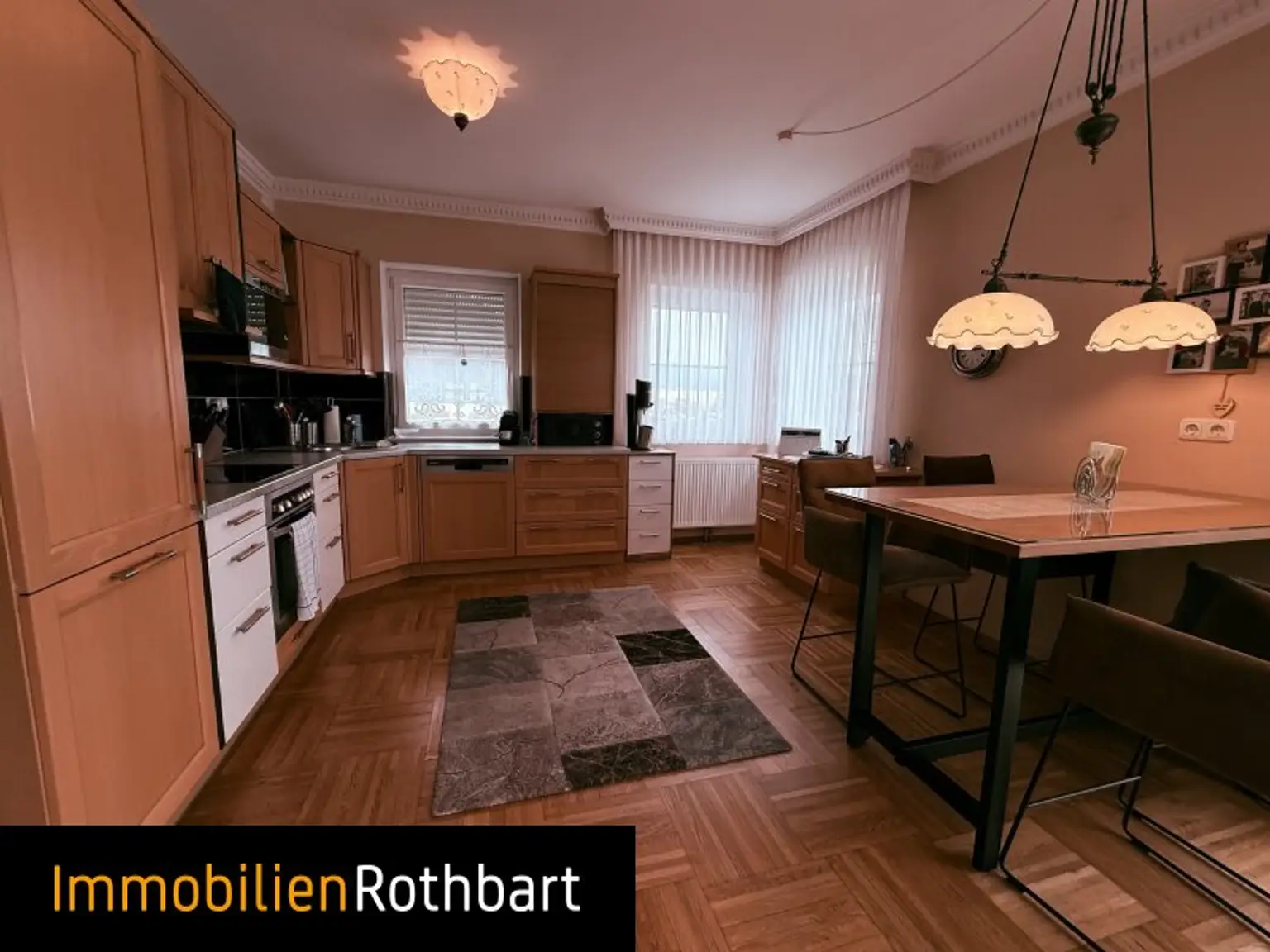 Wohnhaus mit Doppelgarage in bester Lage von St. Lorenzen!