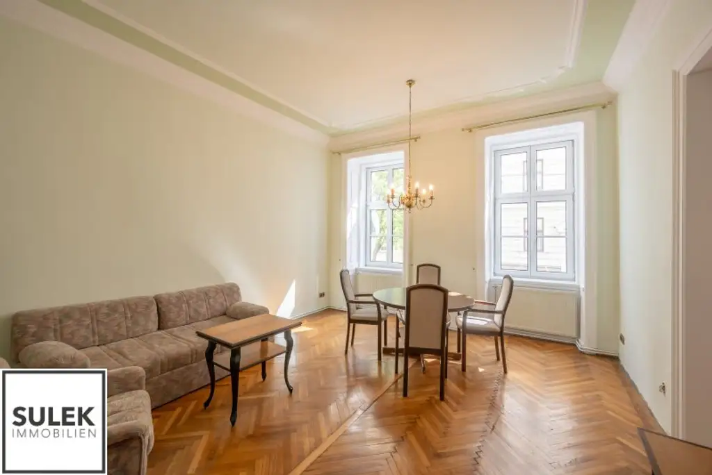 ab 1.11.2025: möblierte 2-Zimmer-Altbau-Wohnung (furnited one bedroom apartment) in zentraler & ruhiger Lage