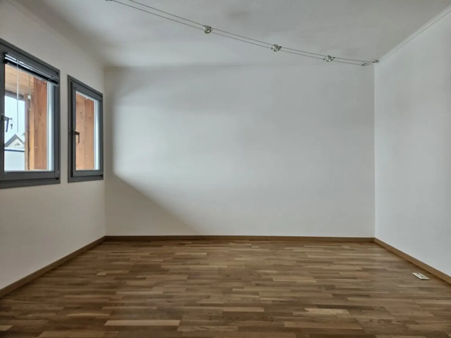 *** TOLLES REIHENHAUS *** ZENTRALE RUHELAGE *** VERMIETET BIS 2029 ***