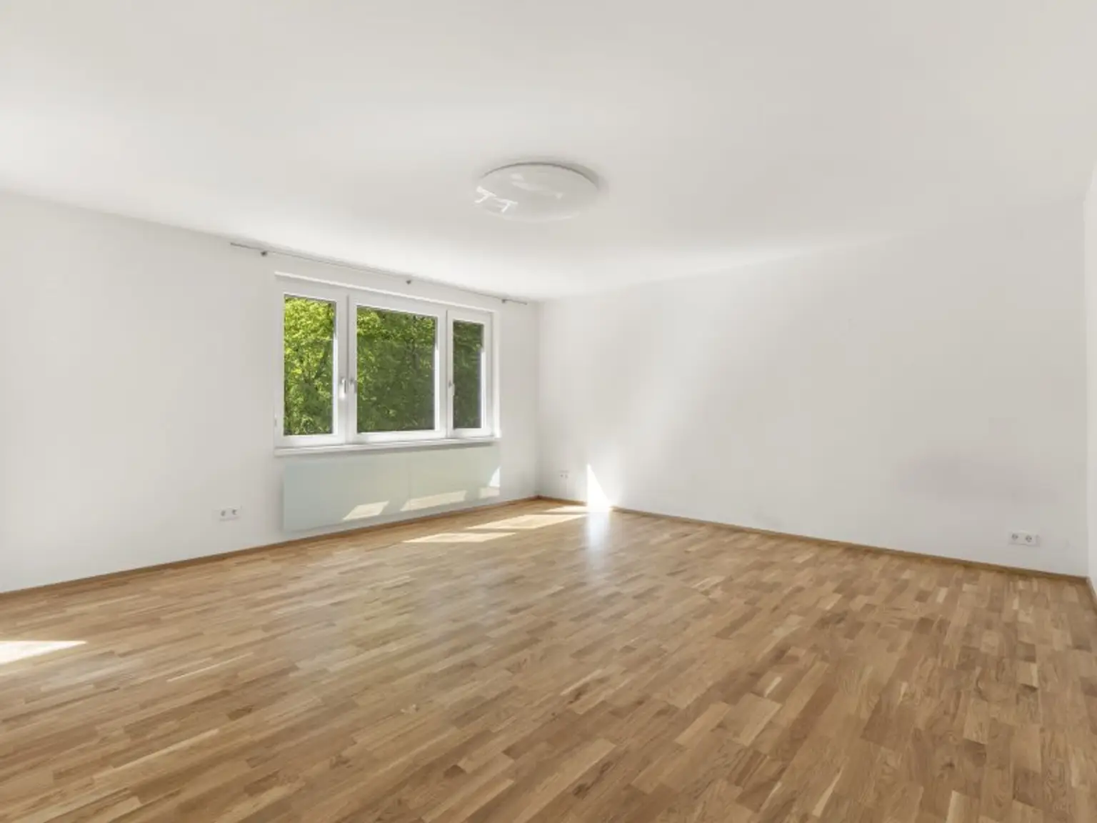 TOP Wohnung oder Ferienwohnung in Krumpendorf am Wörthersee mit Parkplatz - direkte Seenähe