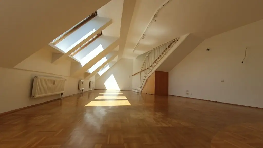 Attraktive Dachterrassenwohnung mit hohem Lebenswert in gesuchter Lage