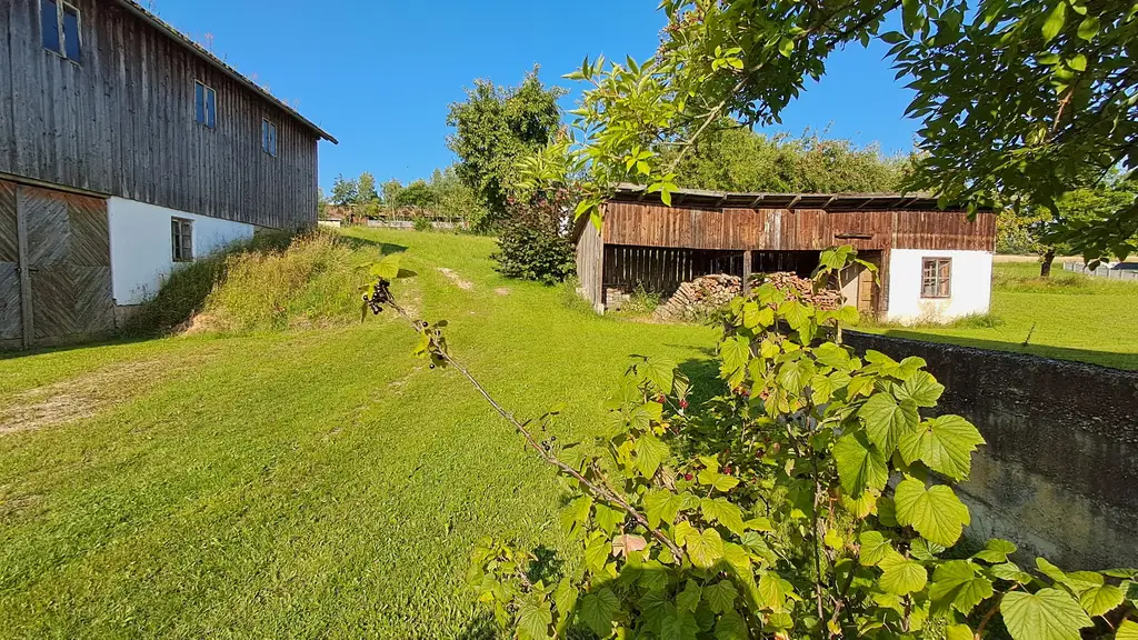 Charmantes Bauernhaus in Merzenstein/Rappottenstein – uneinsehbarer Vierkanthof bietet zahlreiche Möglichkeiten!