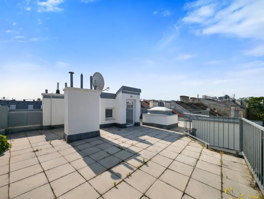 ++NEU++ Fantastische 3-Zimmer Dachgeschosswohnung mit großer Dachterrasse!