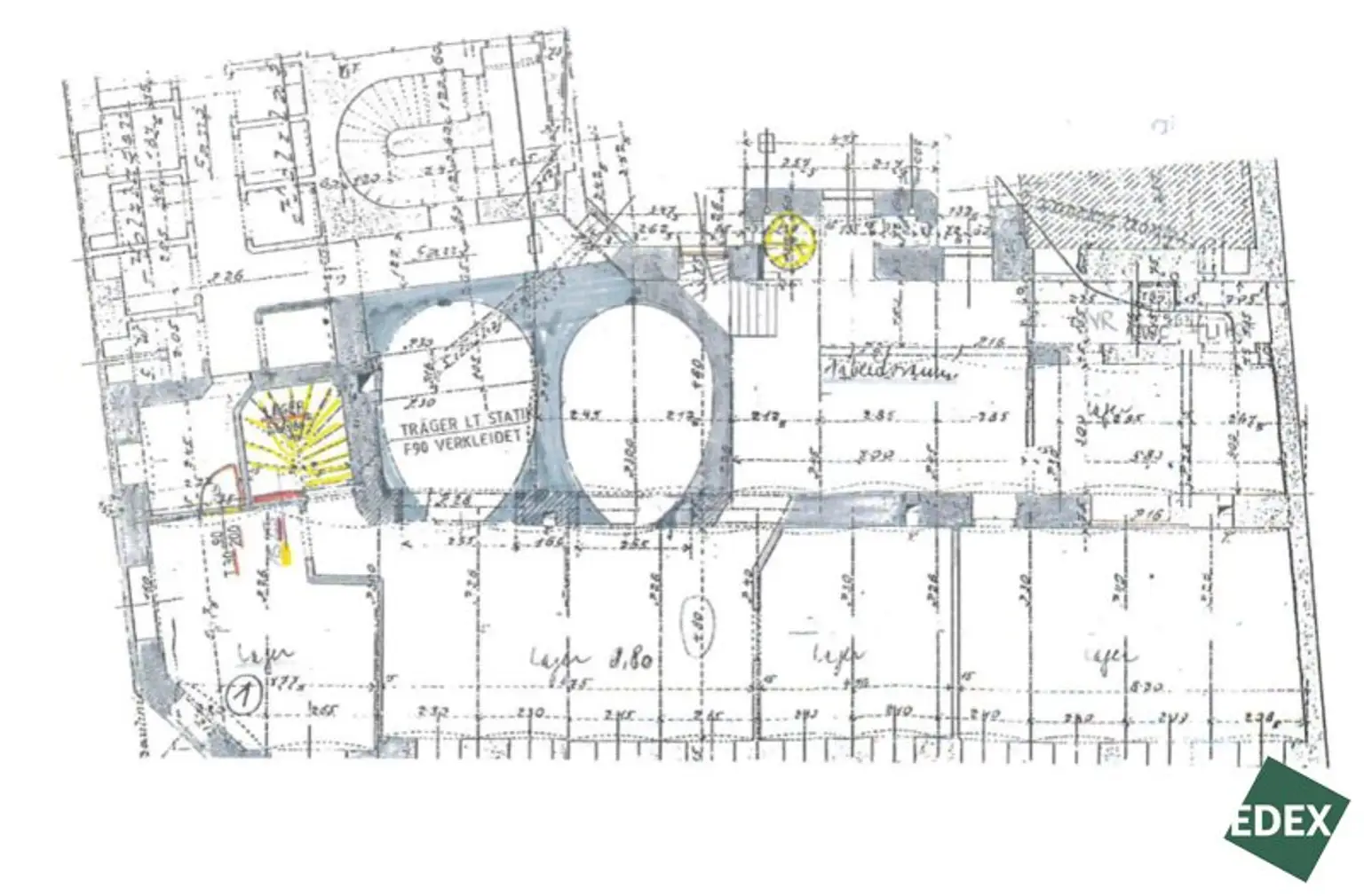 Großes Souterrain mit Erdgeschossfläche