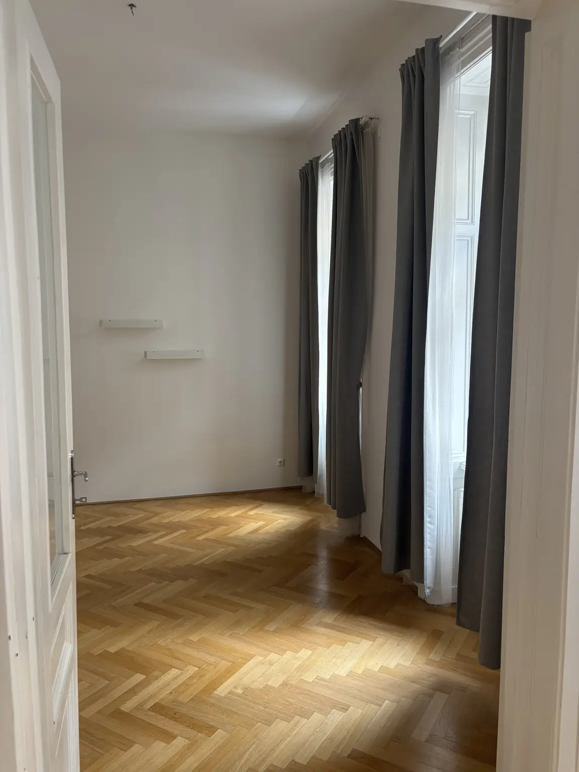 Sonniges Altbauarpartment ca.65m² in Toplage 1090 Wien !