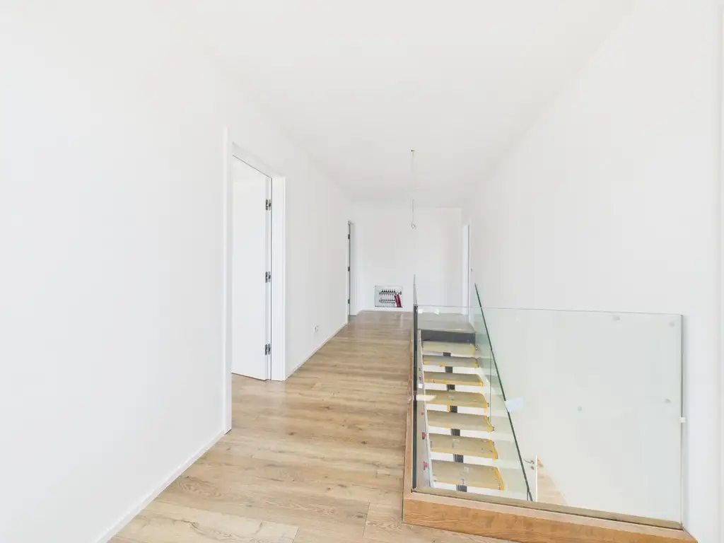 Luxus trifft Technik: Erstbezug mit hochwertiger Ausstattung, Smart Home & Salzwasserpool in Wels-West