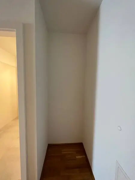 EXKLUSIVES WOHNEN IN RUHIGER LAGE MIT BALKON & GARAGE – IDEAL ZUR ANLAGE