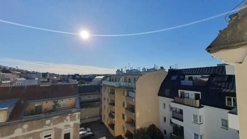 Sonnige Wohnung mit Top-Raumanordnung im 4. Liftstock