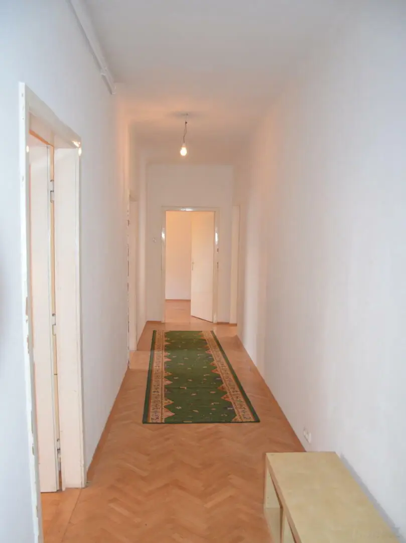 Großzügige, helle 3-Zimmerwohnung in Geidorf, WG-geeignet.