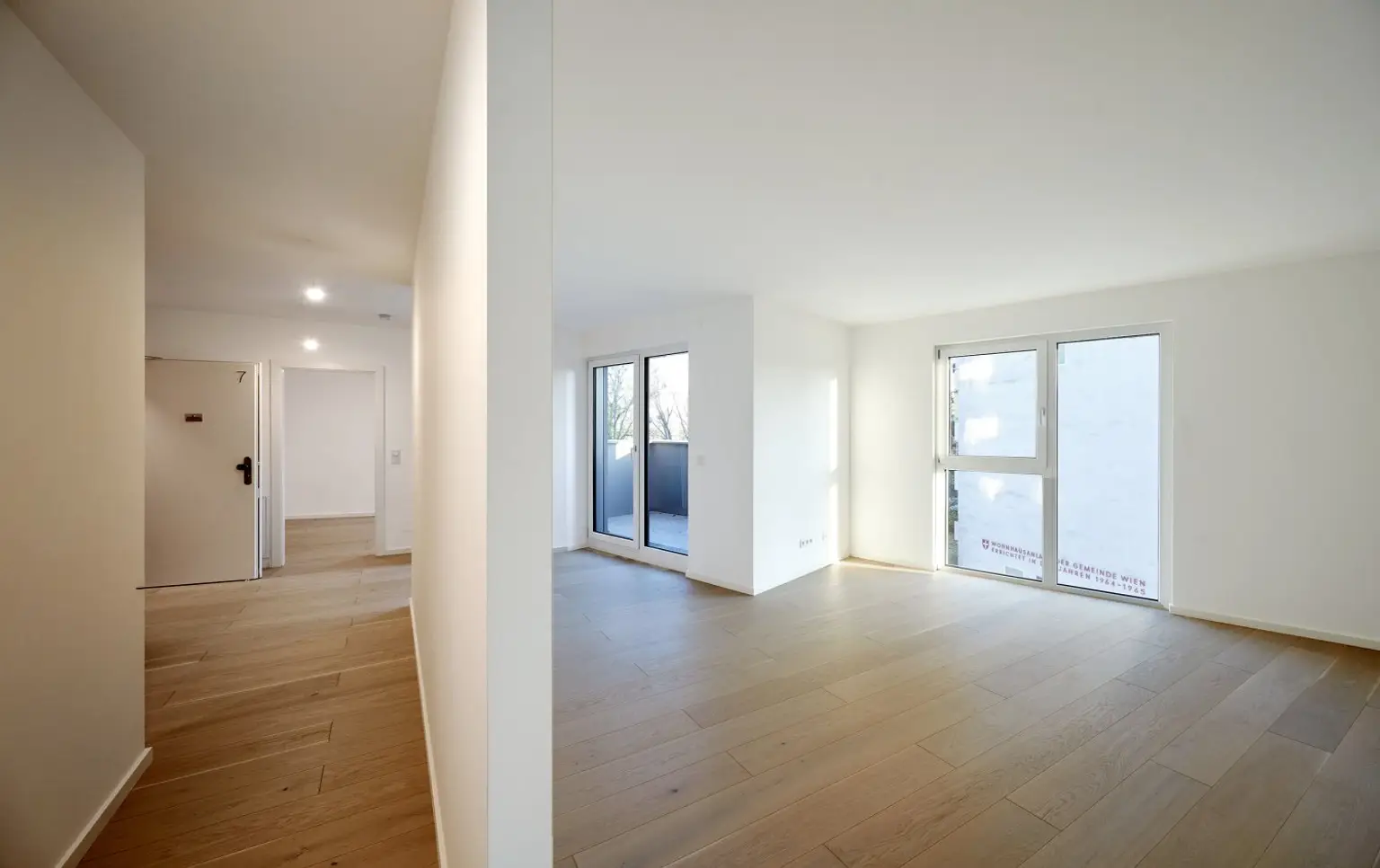 Ihr neuer Rückzugsort: 4-Zimmer-Terrassenwohnung nahe der Donau!