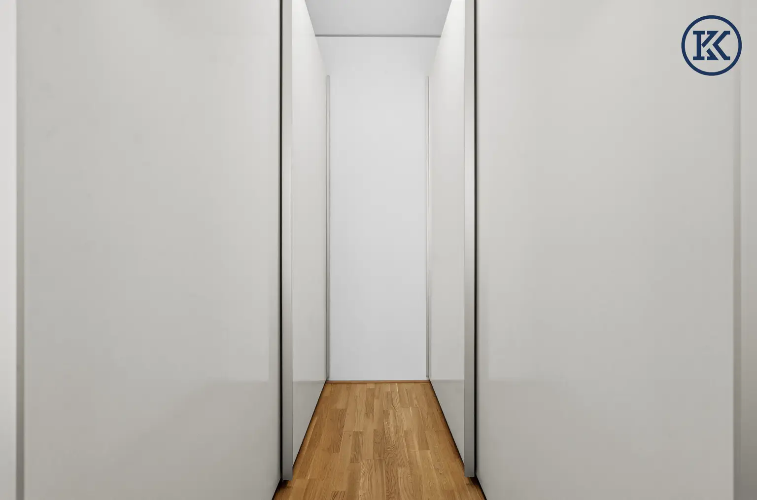 Kleiderschrank