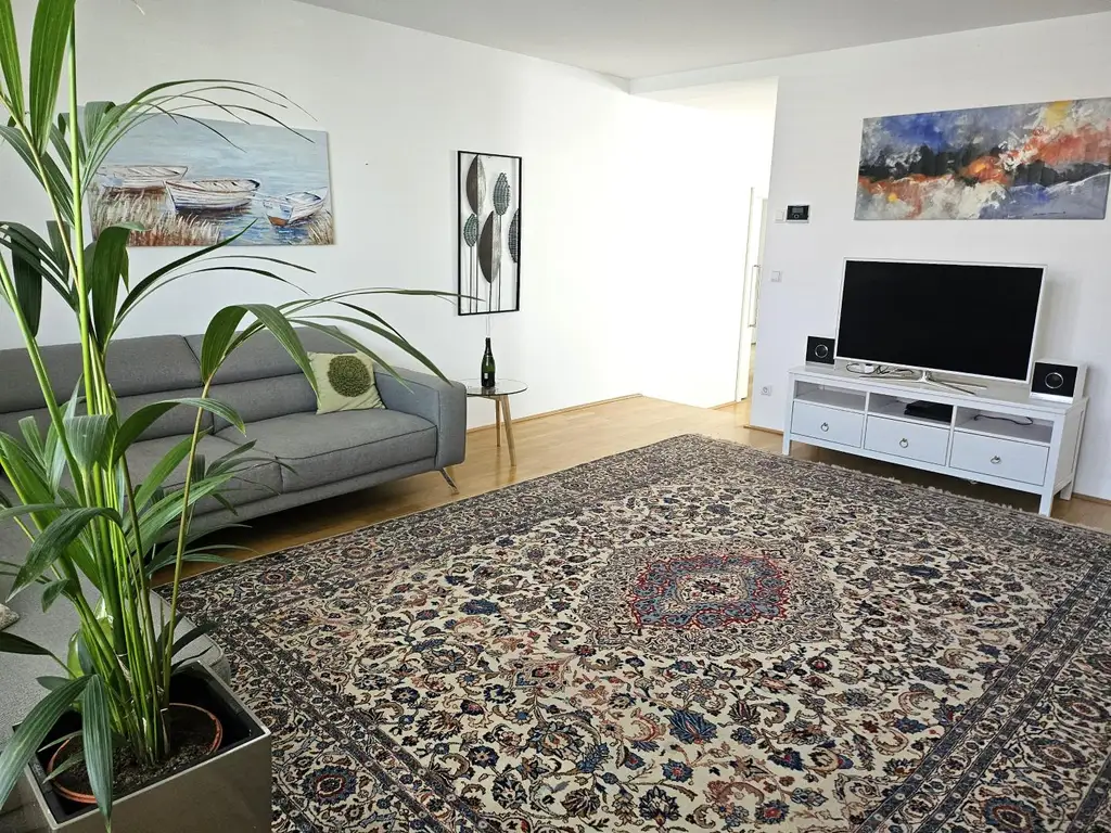 DACHGESCHOSS ! "Sensationell" der Ausblick !  Ruhige Lage ! Dachmaisonette mit Loft-Feeling!