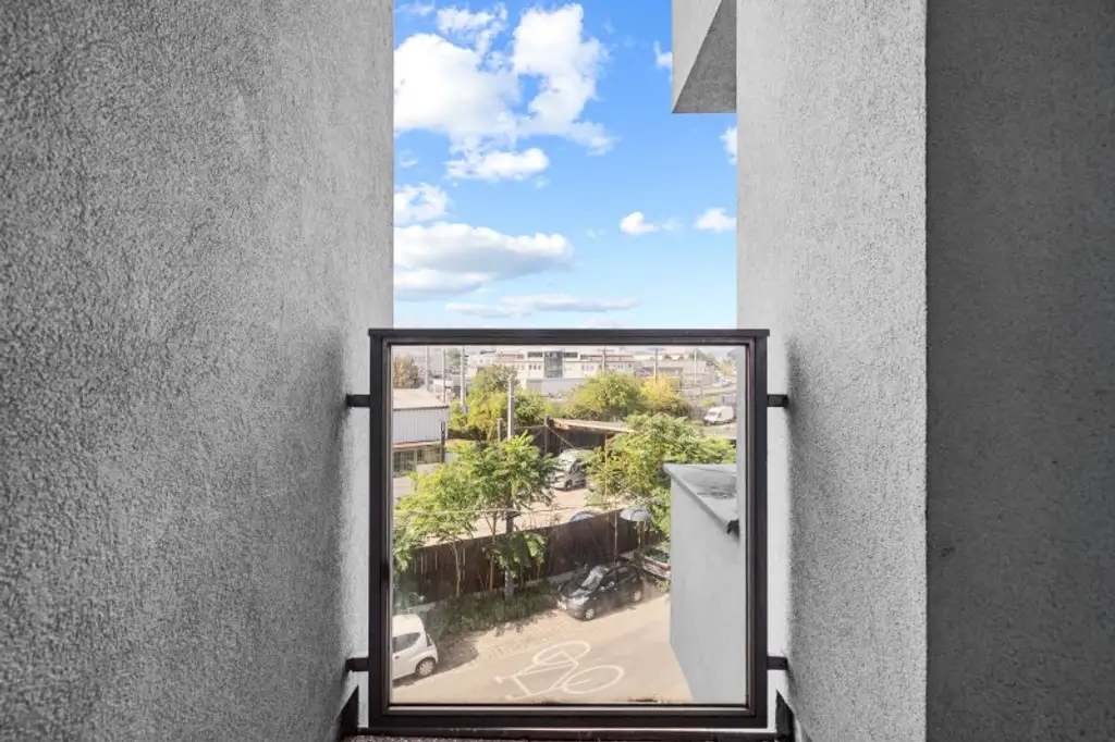 Helle 2-Zimmerwohnung in 1110 Wien, mit kleiner Loggia und perfekter Öffi Anbindung!