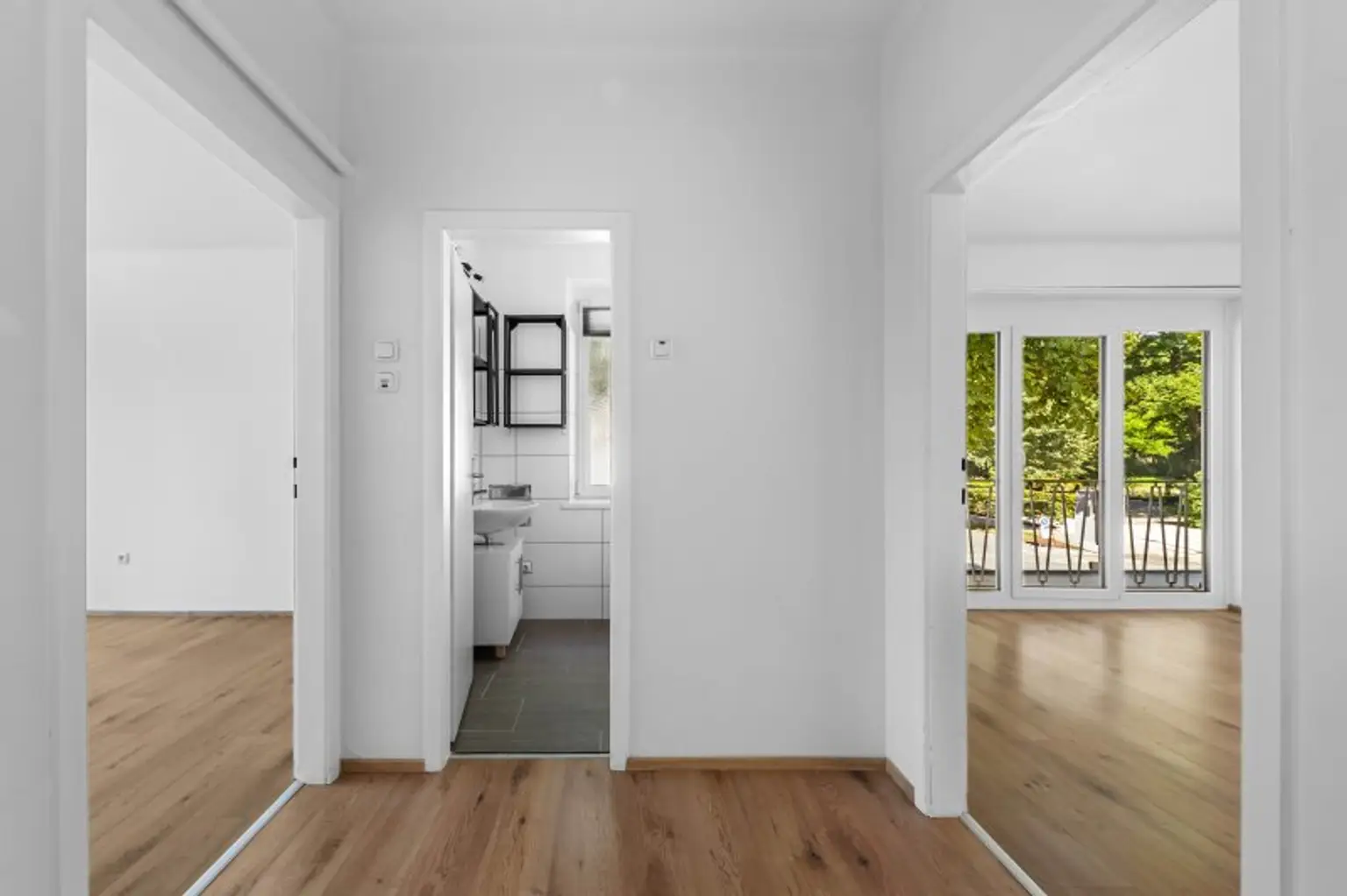 Lichtdurchflutete, geräumige 3-Zimmer-Wohnung beim Stadtpark – jetzt entdecken!